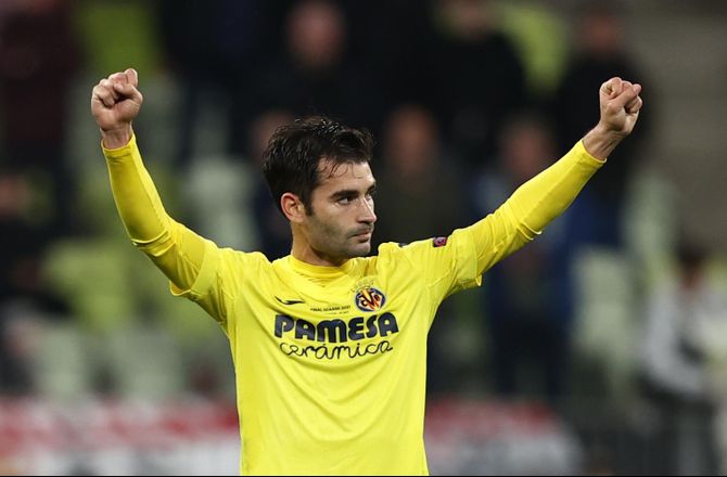 International -Villarreal-legende stopper karrieren