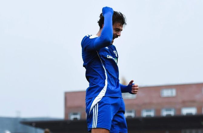 CampoBet 3. division -Blandt ligaens farligste: Forlænger med FA 2000