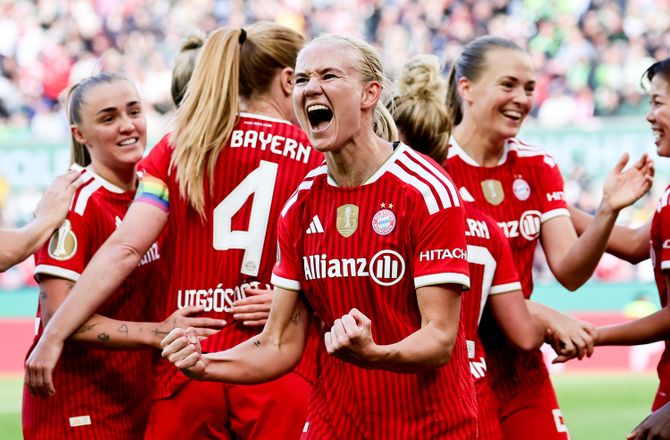 Bayern München (k) -Harder nettede i Bayerns pokaltriumf