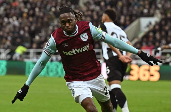 Premier League -Wan-Bissaka vinder West Ham-pris