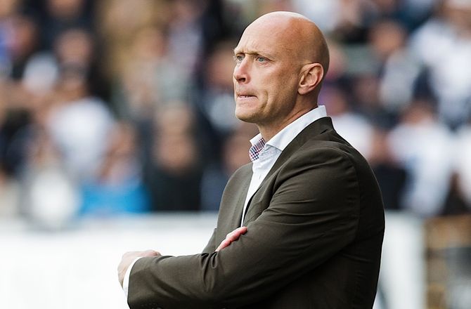 3F Superliga -AGF fyrer Peter Sørensen