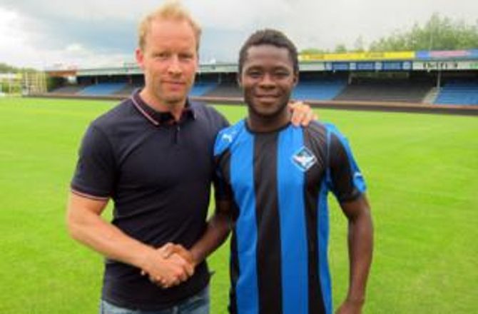 International -Medie: Braga lurer på HB Køge-nigerianer