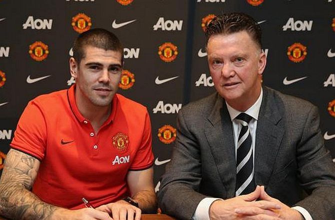 Premier League -United lader Victor Valdes gå fri