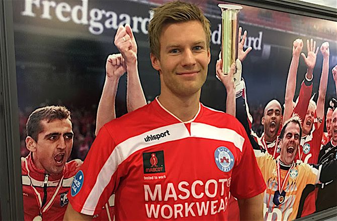 1. Division -Peter S: Ulrik Flo kan score mål
