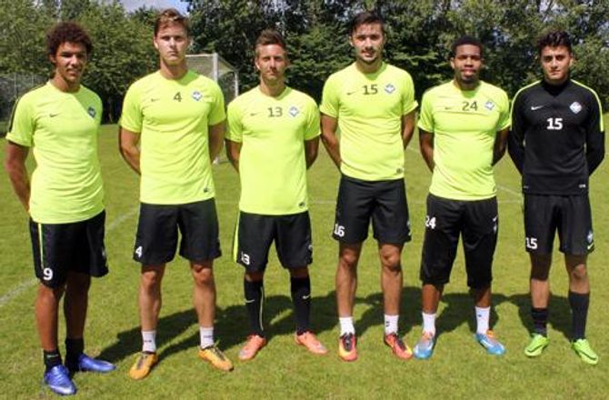 Danmark -HB Køge tester seks spillere