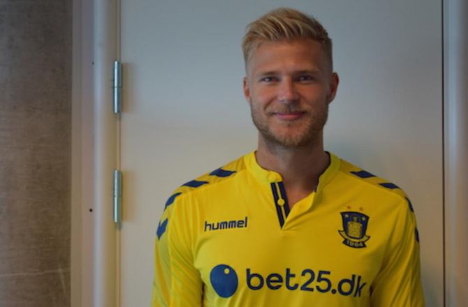 International -Finsk midtstopper til Brøndby