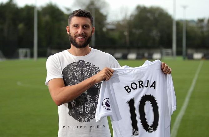 International -Swansea udlejer dyrt angrebsflop til Malaga