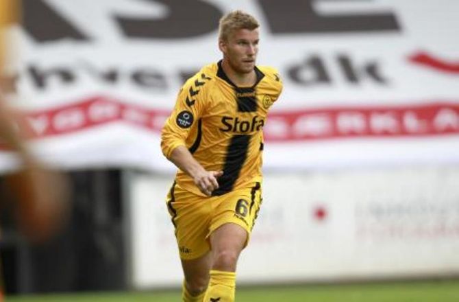 1. Division -FCR-boss: Ingen Berthelsen-aftale lige nu