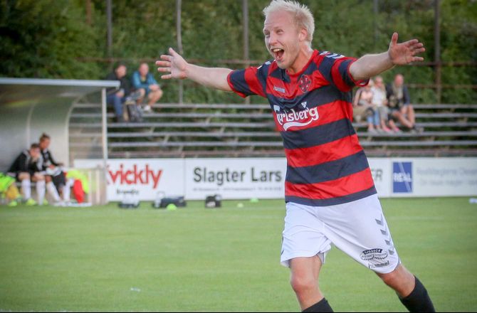 2. Division -Frem forlænger med kulturbærer