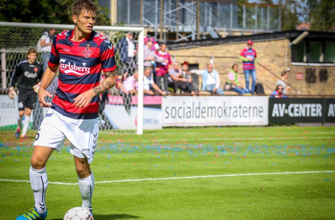 2. Division -Frem henter to og lader Zimling gå