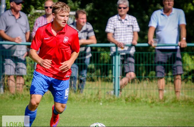 2. Division -Ny HIK'er: Fokus er nu på udendørsfodbolden