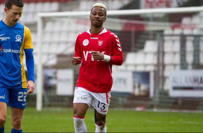 1. Division -Vejle holder på Ba Loua