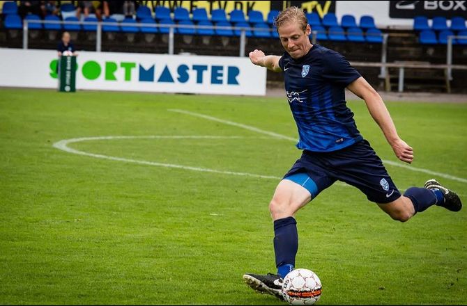 2. Division -Frem opsnapper rutineret stopper