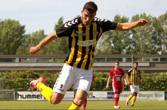 Danmark -AB snupper Yonas Nielsen