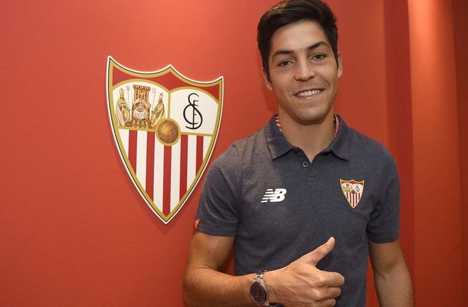 Spanien -Osasuna hiver Sevillas Lasso i land