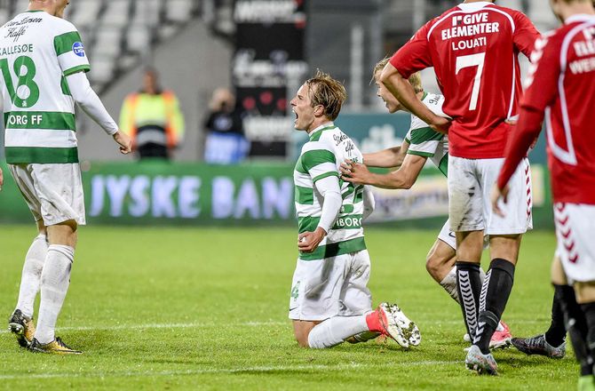 1. Division -Energisk VFF'er imponerer Fremad-kaptajn
