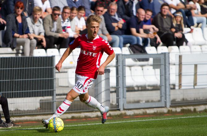 3F Superliga -Vejle forlænger med Arbnor Mucolli