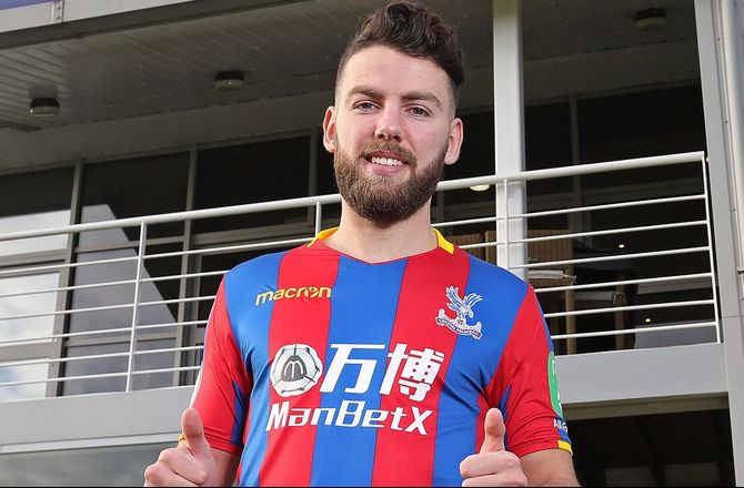 Premier League -Ung svensker skifter til Crystal Palace
