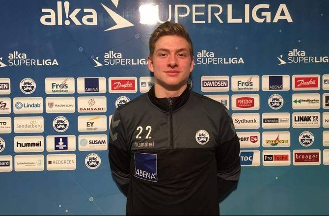 3F Superliga -SønderjyskE udlejer Teit Jacobsen