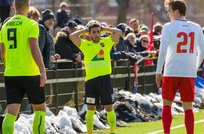 1. Division -Hvidovre forlænger med back