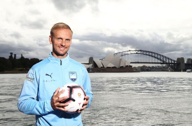 International -Siem de Jong tager til Australien