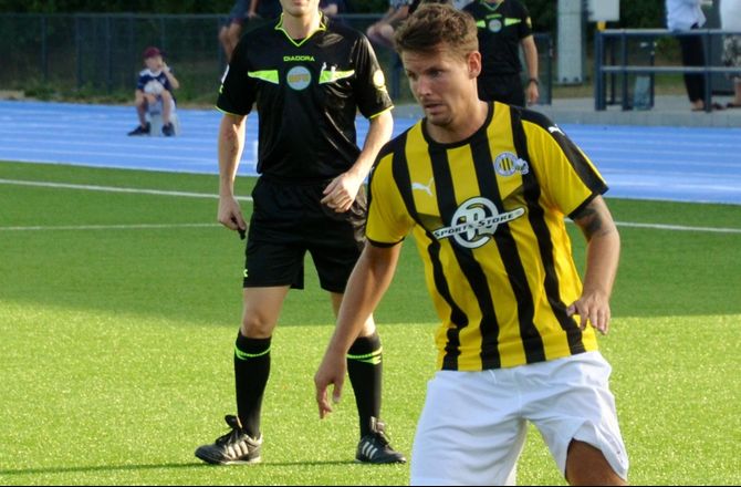 2. Division -Andreas Baes forlænger i Brønshøj