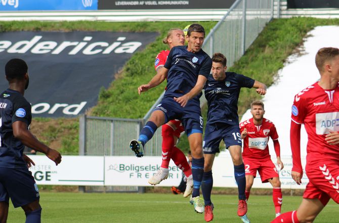 1. Division -Afgående Tauber: Stopper mens legen er god