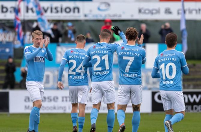 FC Roskilde -FC Roskilde siger farvel til tre spillere