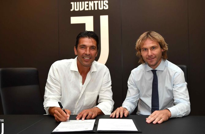 Serie A -Officielt: Buffon vender tilbage til Juventus