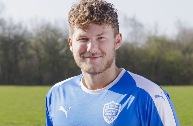 2. Division -Middelfart forlænger med alsidig back