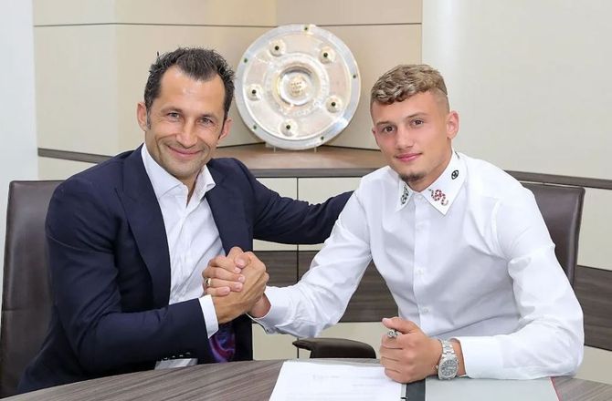 International -Medie: Serie A-oprykker tæt på Bayern-midt