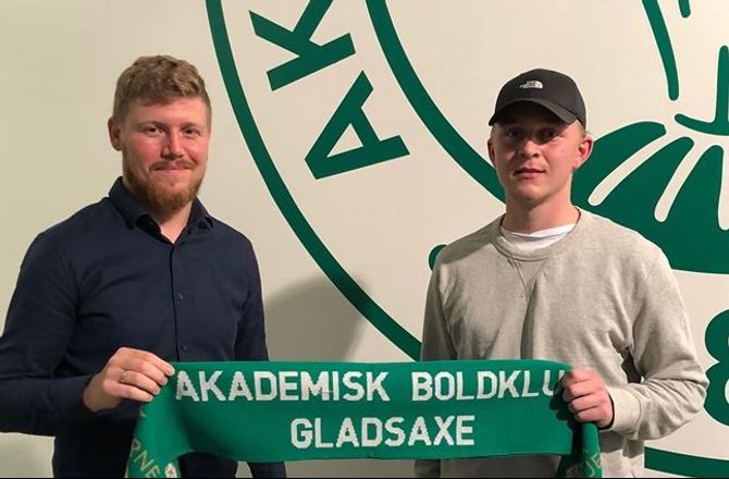 3F Superliga -FCK-reserver låner stoppere i AB og HB Køge 