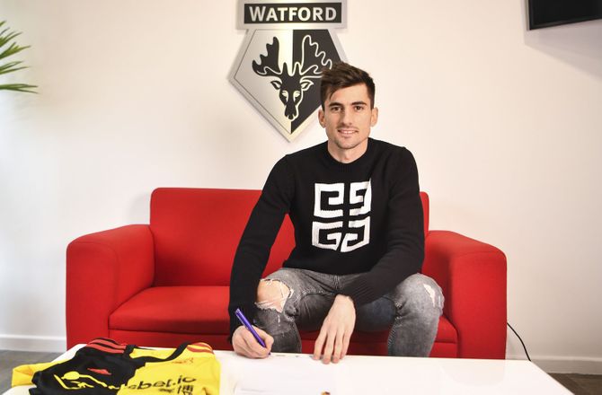 International -Watford henter Jens Strygers holdkammerat