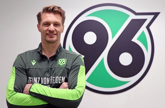 Tyskland -Hannover finder Hansen-erstatning i Paderborn