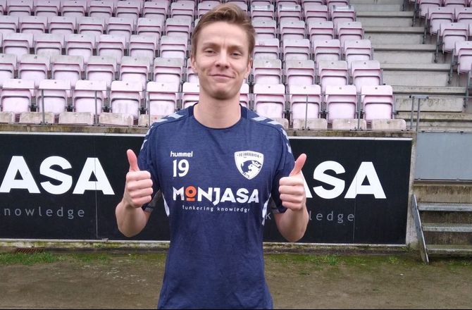 Danmark -Tidligere Nykøbing-bomber tvunget til stop