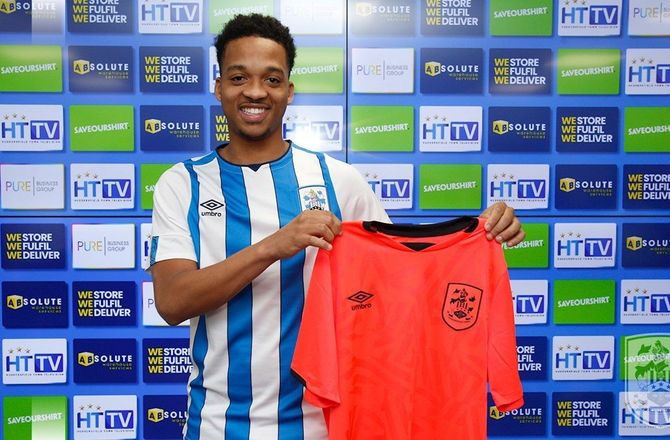 Championship -Huddersfield lejer tidligere Arsenal-talent