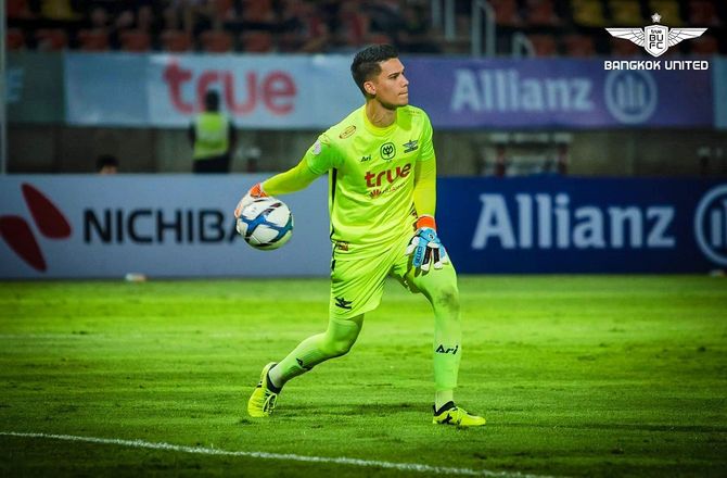 1. Division -Falkesgaard: Interesse fra Europa og Asien