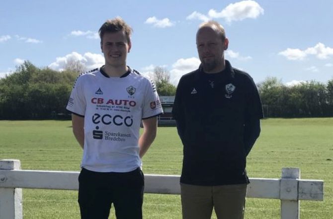 2. Division -Debut som 16-årig: Sydvest-profil forlænger