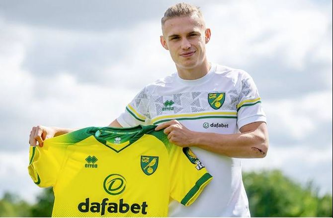 Premier League -Norwich køber polsk Slask-kant