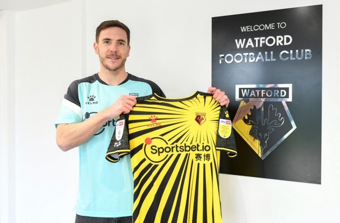 Championship -Watford siger farvel til midtbanespiller efter kontraktudløb