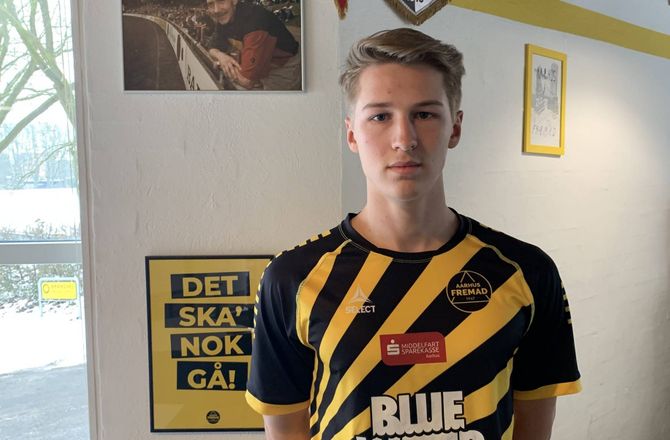 2. division -Tidl. SIF-back får aftale med Aarhus Fremad