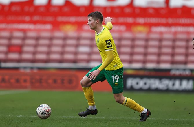 Championship -Norwich overvejer Lungi i midterforsvaret