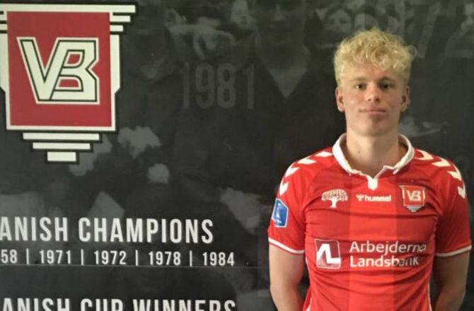 3F Superliga -Vejle-talent tættere på debut: Jeg banker på