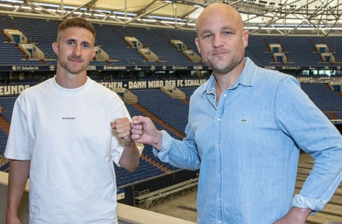 Bundesliga -Schalke henter forstærkning fra LASK