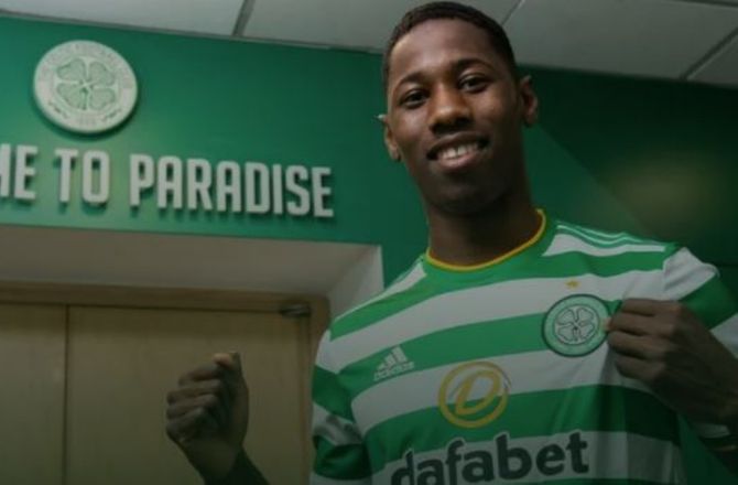International -Celtic henter ung stopper hos Wednesday