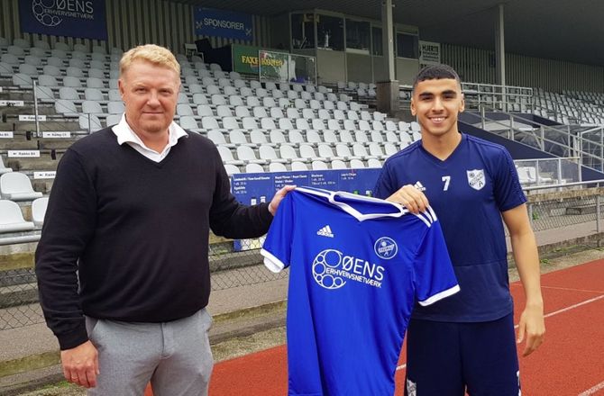 International -Fremad Amager lejer norsk wingback