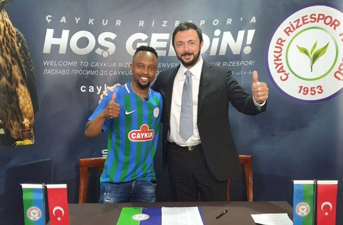 Super Lig -Lebogang Phiri skifter til tyrkisk fodbold