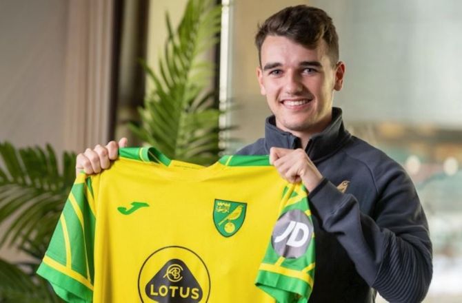 England -Norwich henter 18-årig midt i Ipswich