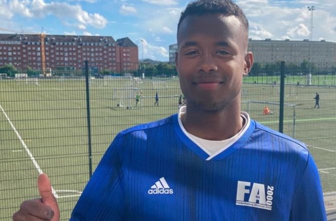 Danmark -FA 2000 henter forstærkning hos HIK