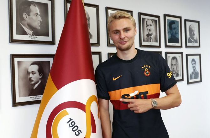Pokal -Nelsson lavede selvmål i 99. minut i pokalexit